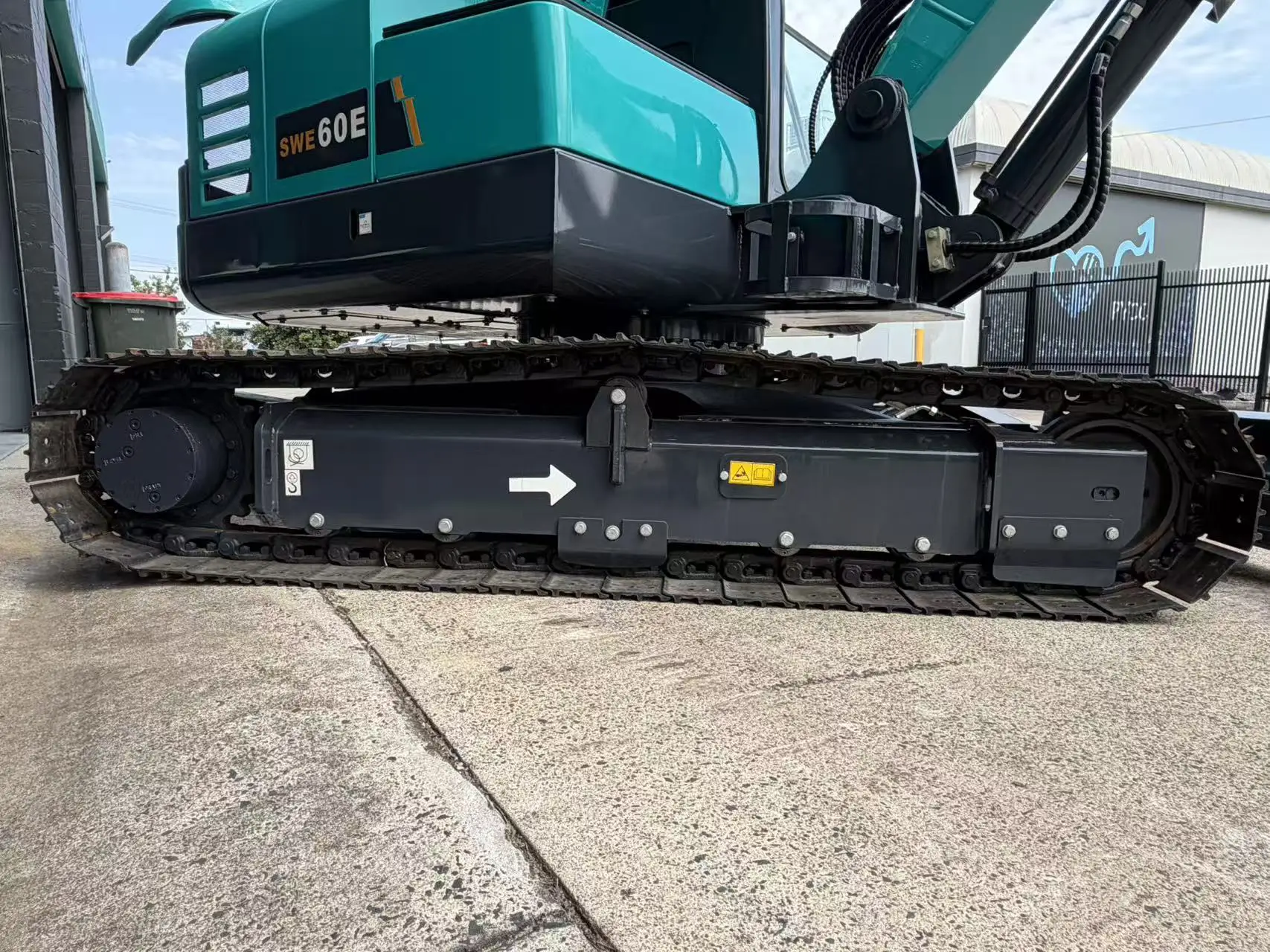 SWE60UF Compact Excavator - Image 8